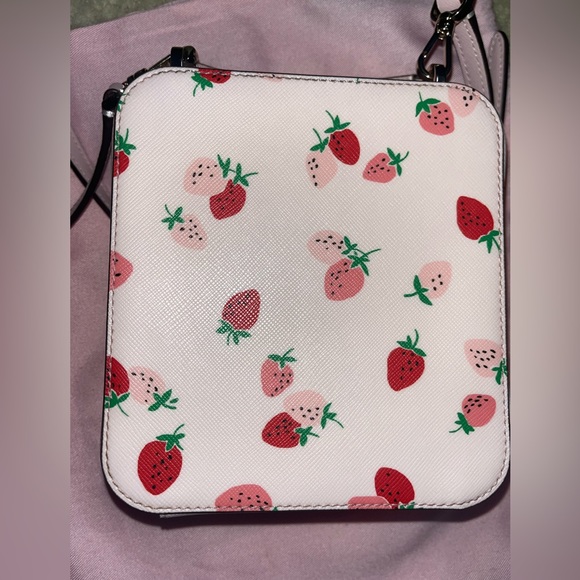 Kate spade strawberry collection very very rare vanity purse - Picture 5 of 8